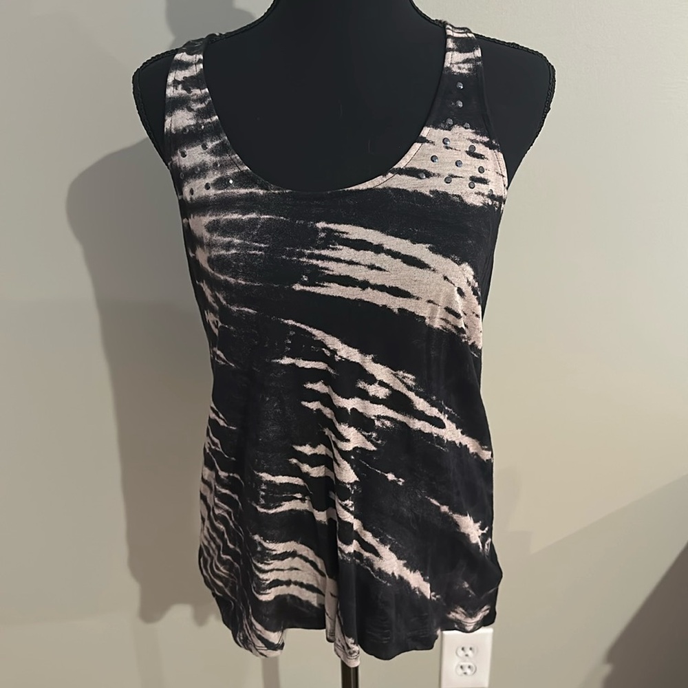 Express light weight brown and black tank